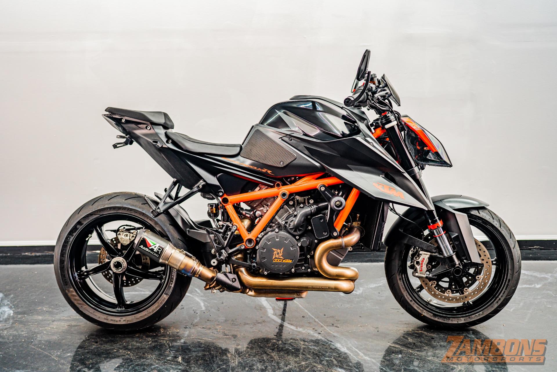 2021 KTM 1290 Super Duke R